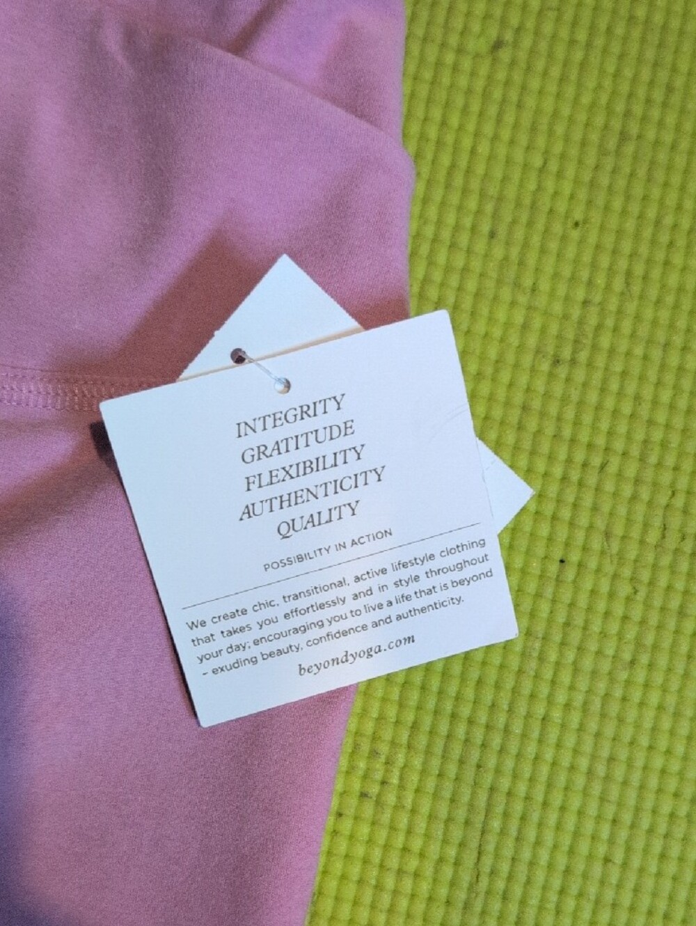 NWT Beyond Yoga Pink Leggings - Picture 4 of 8